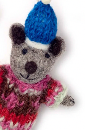 F44 - Felt Winter Woolens Ornament